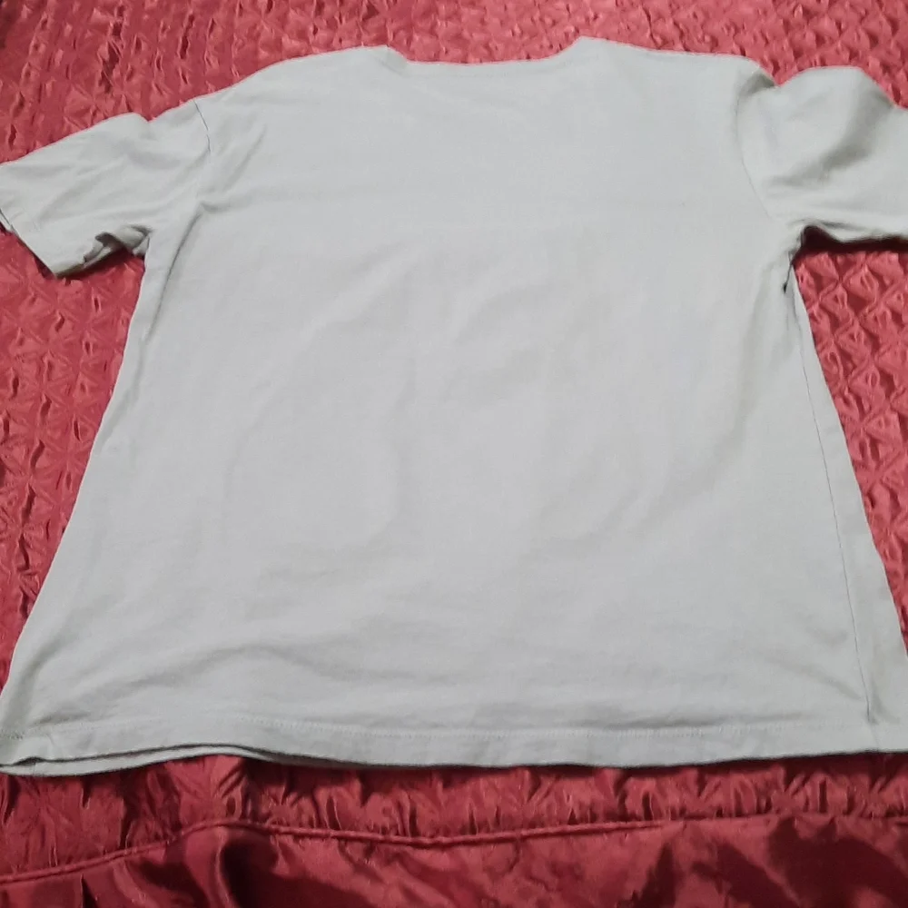 BOYS graphic tshirt - Picture 2 of 3